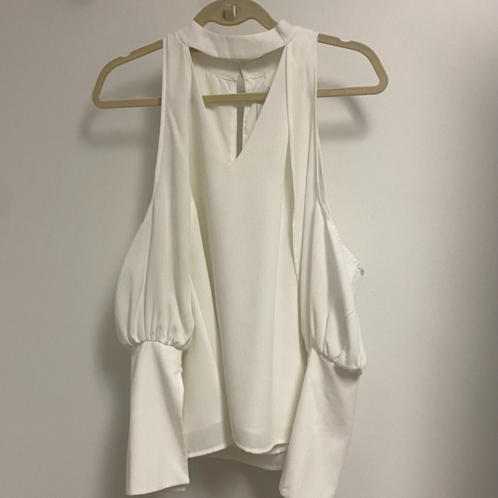 Revolve C/MEO Top - Picture 6 of 13